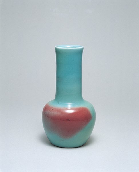 河井寬次郎《青瓷釉辰砂插瓶》