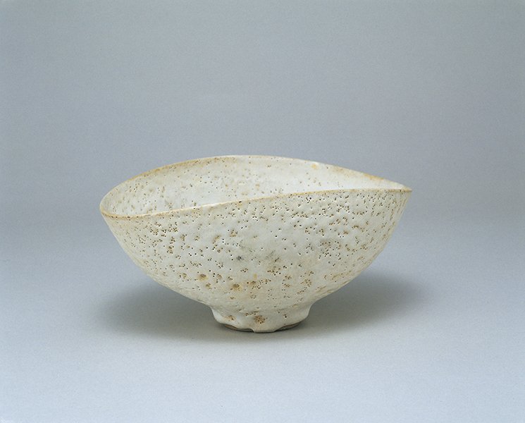 Lucie Rie, Bowl, stoneware, pitted white glaze